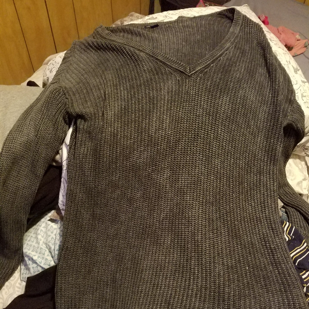 AE sweater